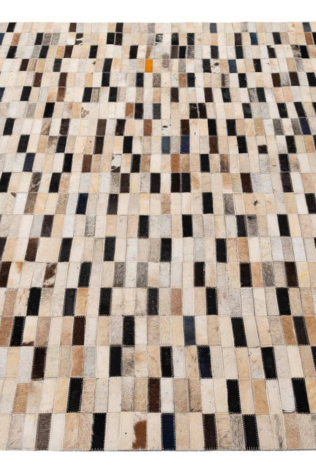 Detail image of 4' 11 x 7' 11 Cowhide - Patchwork Rug