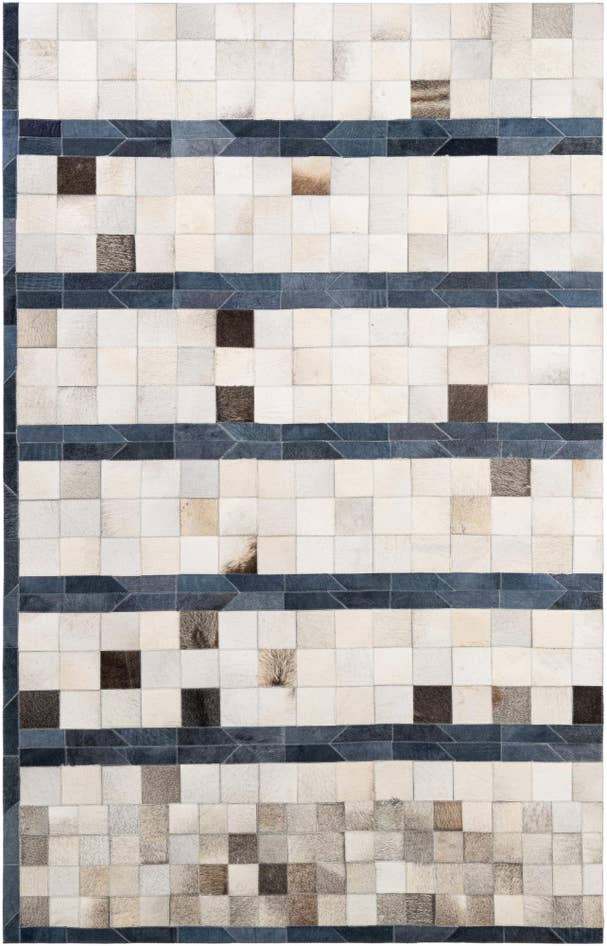 Detail image of 5' 1 x 7' 11 Cowhide - Patchwork Rug
