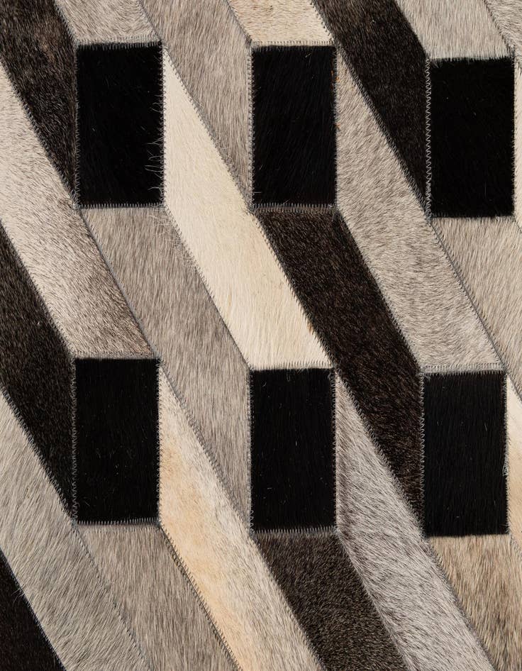 Detail image of 5' 2 x 8' 2 Cowhide - Patchwork Rug