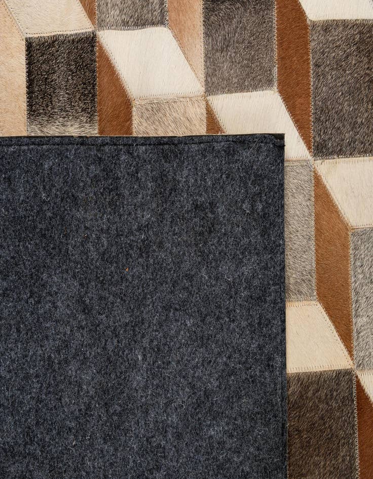 Detail image of 5' 2 x 7' 10 Cowhide - Patchwork Rug