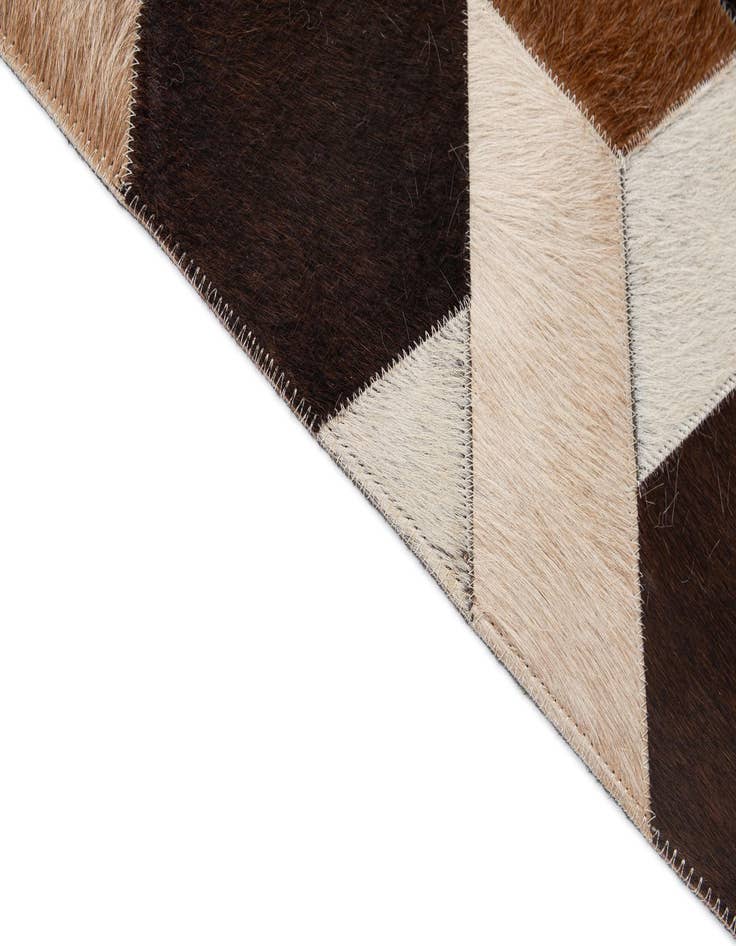 Detail image of 5' 2 x 7' 11 Cowhide - Patchwork Rug