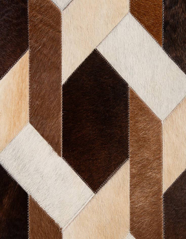 Detail image of 5' 2 x 7' 11 Cowhide - Patchwork Rug