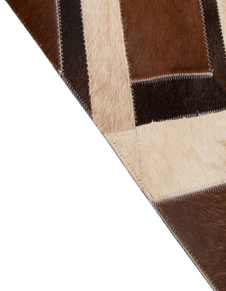 Detail image of 5' 2 x 8' Cowhide - Patchwork Rug
