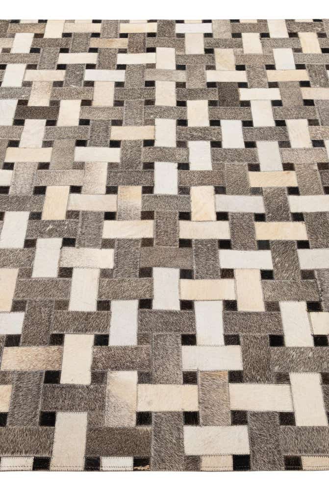 5' 2 x 8' Cowhide - Patchwork Rug