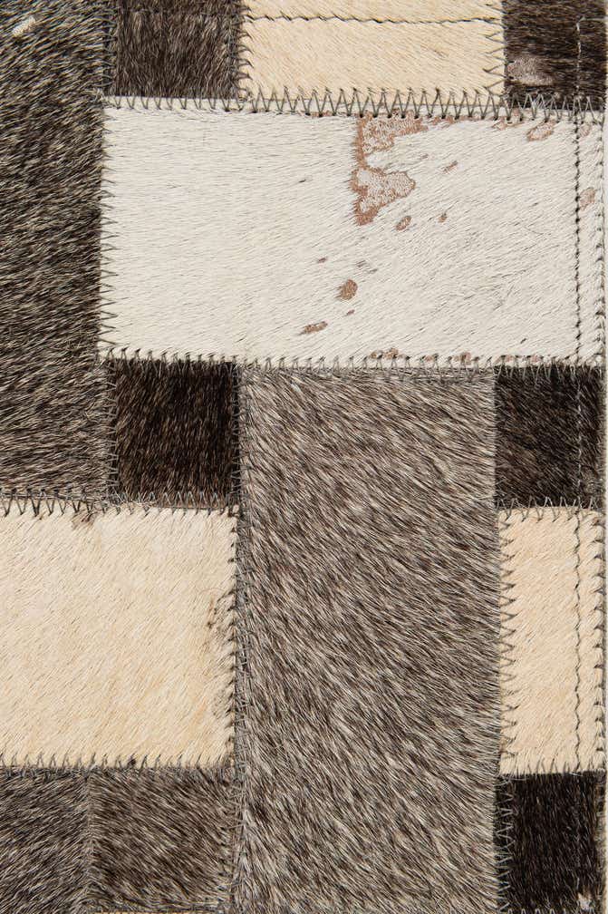 5' 2 x 8' Cowhide - Patchwork Rug
