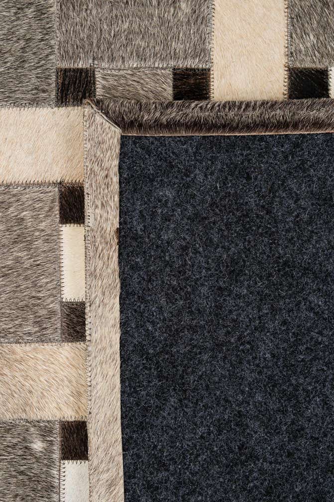 5' 2 x 8' Cowhide - Patchwork Rug