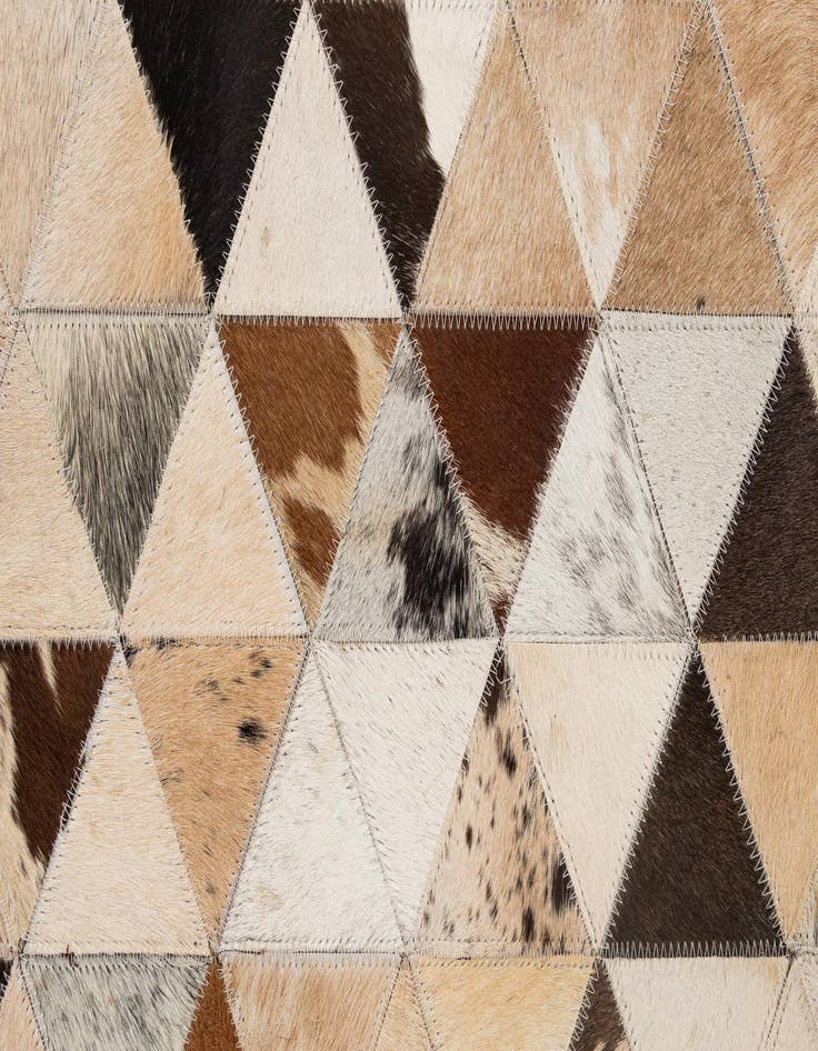 Detail image of 5' x 7' 11 Cowhide - Patchwork Rug