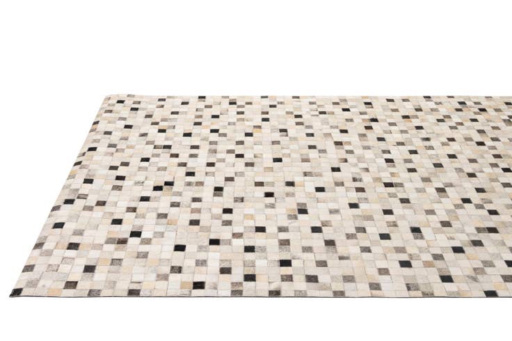Detail image of 5' x 7' 11 Cowhide - Patchwork Rug
