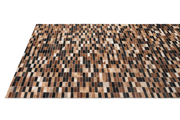 Detail image of 5' 3 x 7' 11 Cowhide - Patchwork Rug