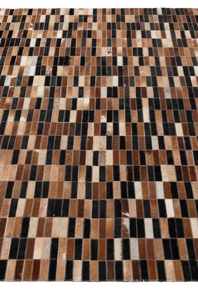 Detail image of 5' 3 x 7' 11 Cowhide - Patchwork Rug