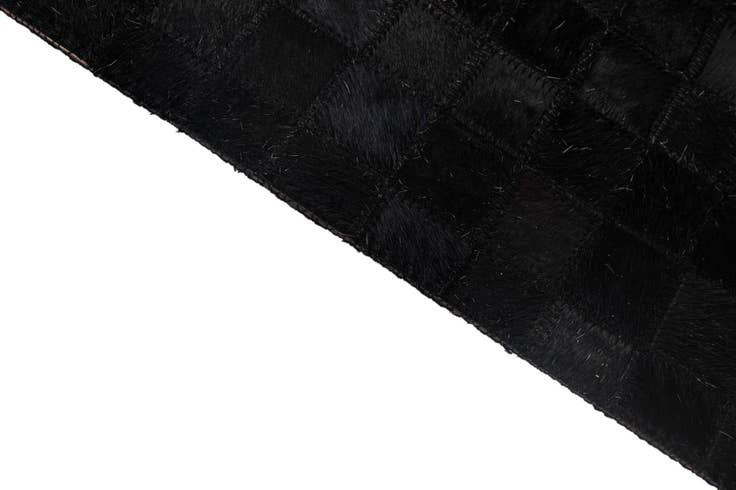 Detail image of 4' 11 x 7' 11 Cowhide - Patchwork Rug