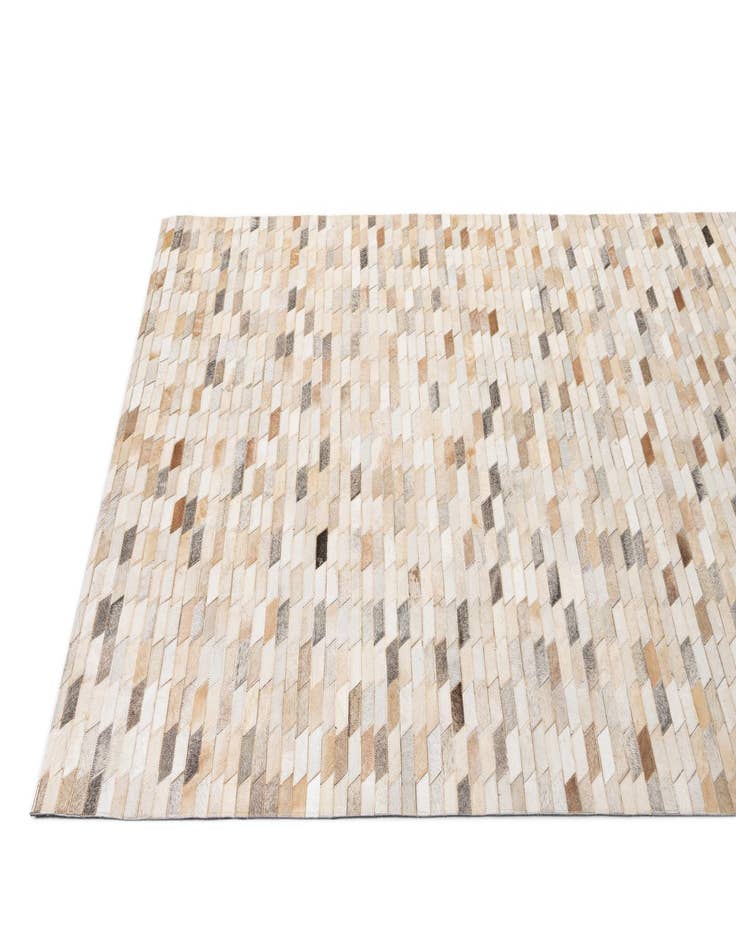 Detail image of 5' 1 x 8' 2 Cowhide - Patchwork Rug