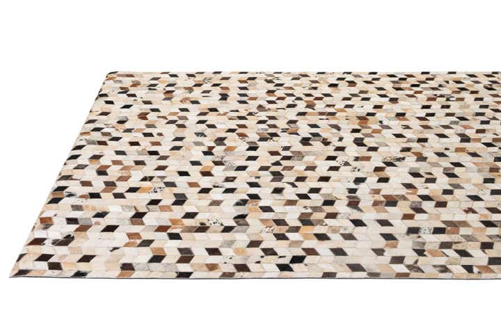 5' 1 x 8' Cowhide - Patchwork Rug