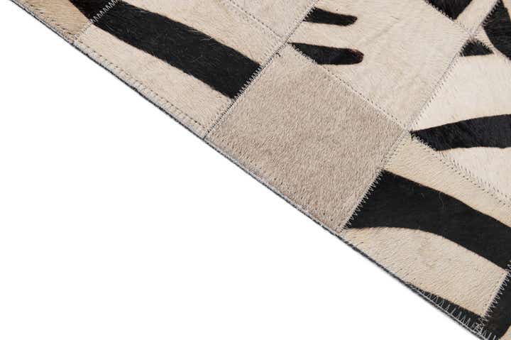 5' x 7' 10 Cowhide - Patchwork Rug