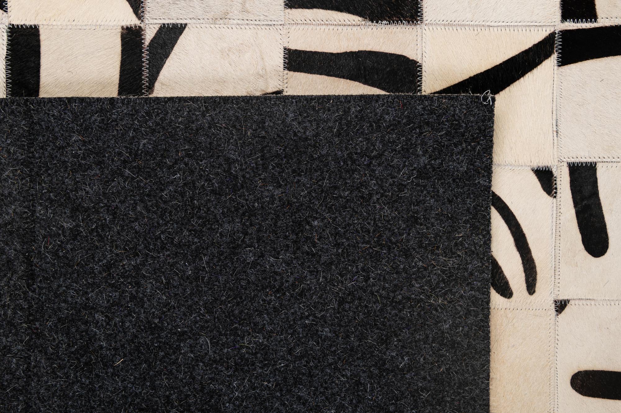5' x 7' 10 Cowhide - Patchwork Rug