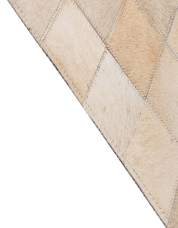 Detail image of 5' 1 x 8' 1 Cowhide - Patchwork Rug