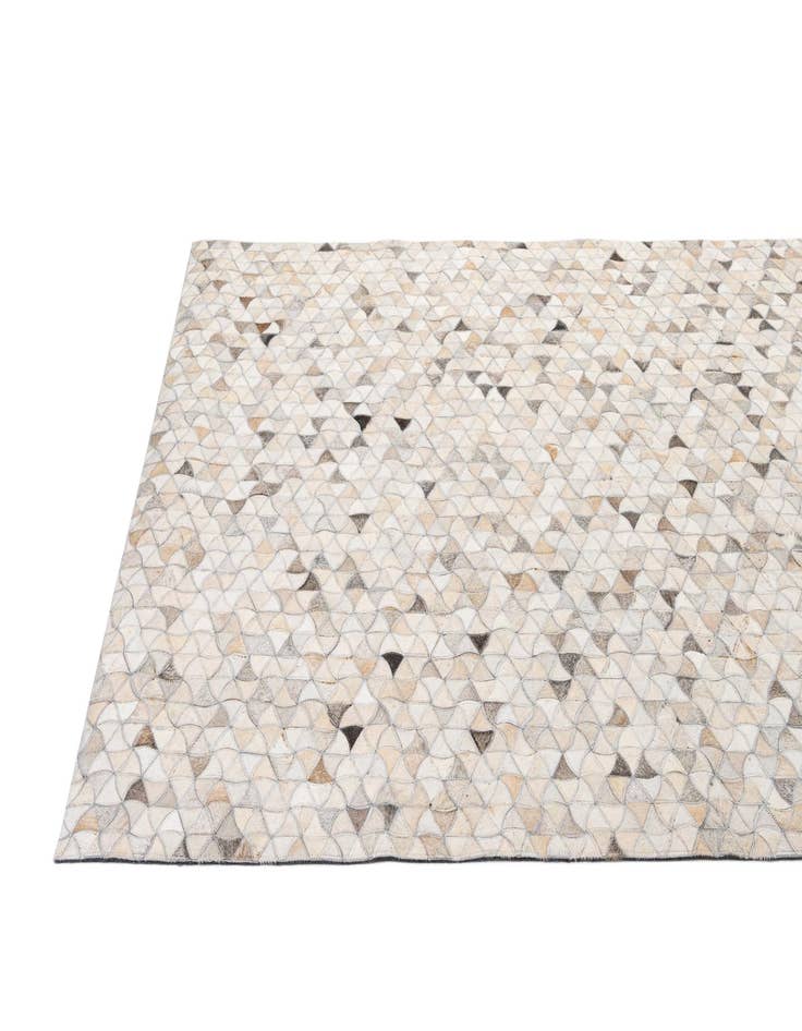 Detail image of 5' x 7' 11 Cowhide - Patchwork Rug