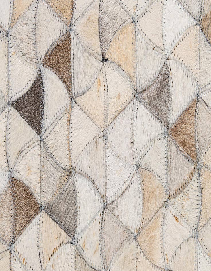 Detail image of 5' x 7' 11 Cowhide - Patchwork Rug
