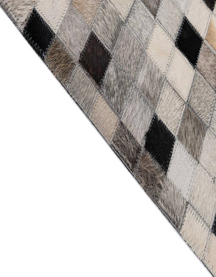 Detail image of 5' 2 x 8' 2 Cowhide - Patchwork Rug