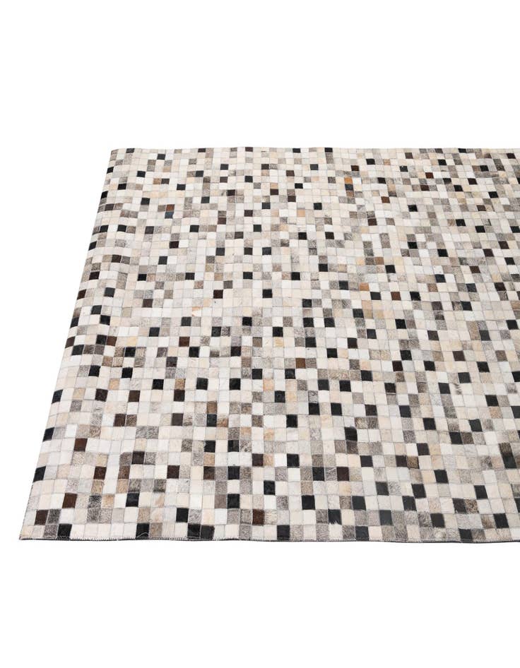 Detail image of 5' x 7' 11 Cowhide - Patchwork Rug