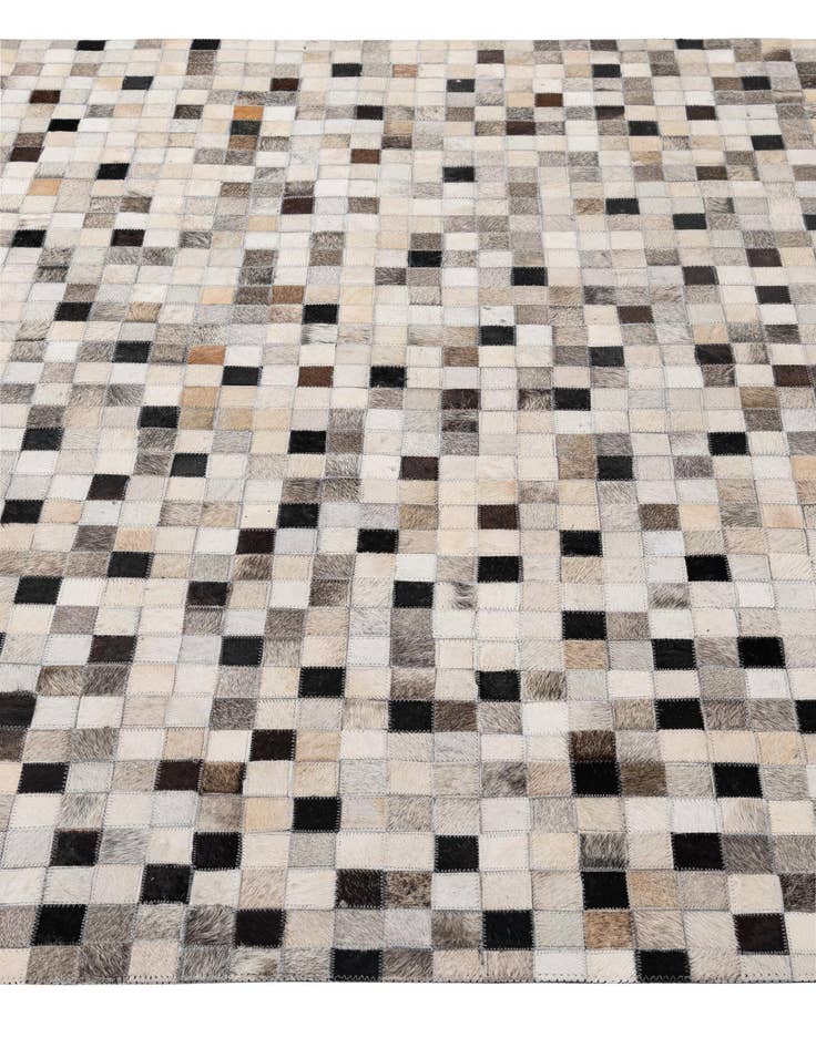 Detail image of 5' x 7' 11 Cowhide - Patchwork Rug