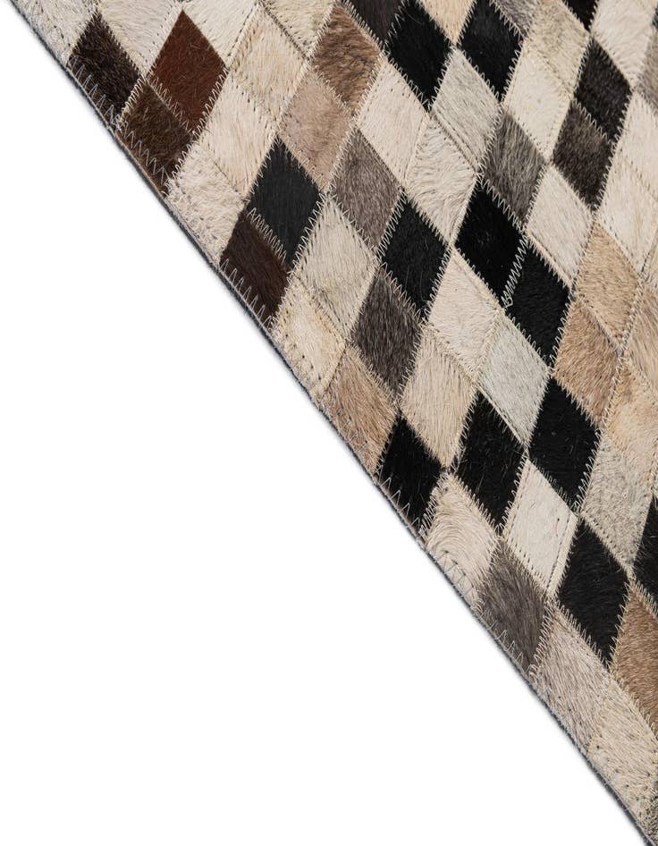 Detail image of 5' x 7' 11 Cowhide - Patchwork Rug