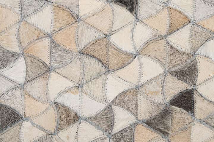 5' 2 x 8' Cowhide - Patchwork Rug