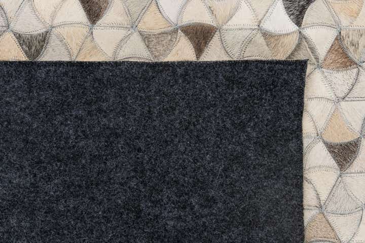 5' 2 x 8' Cowhide - Patchwork Rug