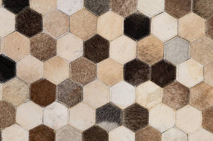Detail image of 5' 1 x 8' Cowhide - Patchwork Rug