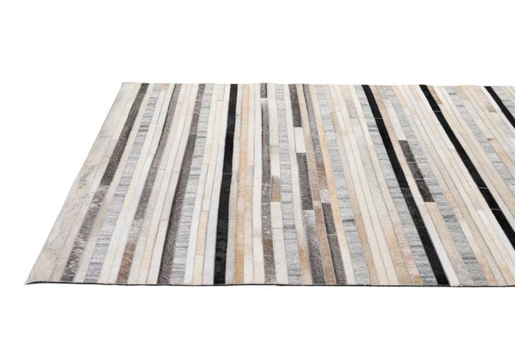 Detail image of 5' 1 x 8' 1 Cowhide - Patchwork Rug