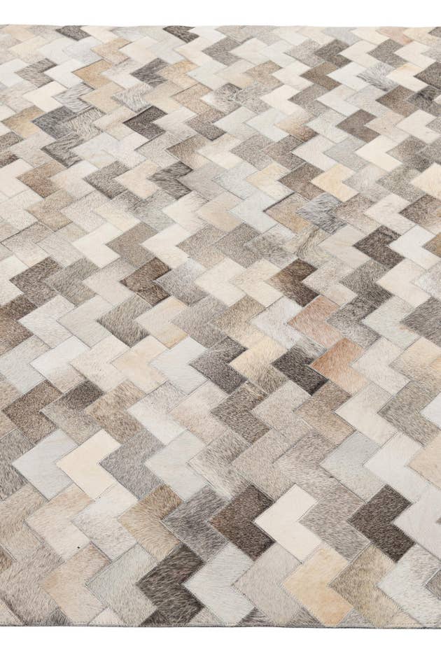 Detail image of 5' 7 x 7' 10 Cowhide - Patchwork Rug