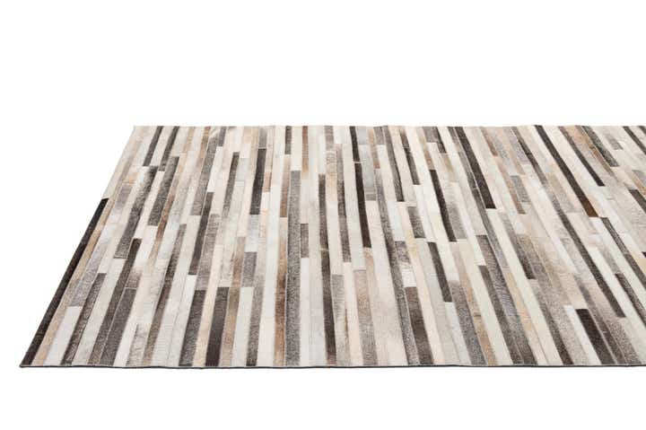 5' 2 x 8' Cowhide - Patchwork Rug