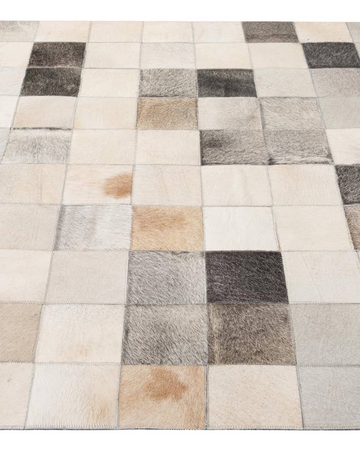 Detail image of 5' 1 x 7' 10 Cowhide - Patchwork Rug