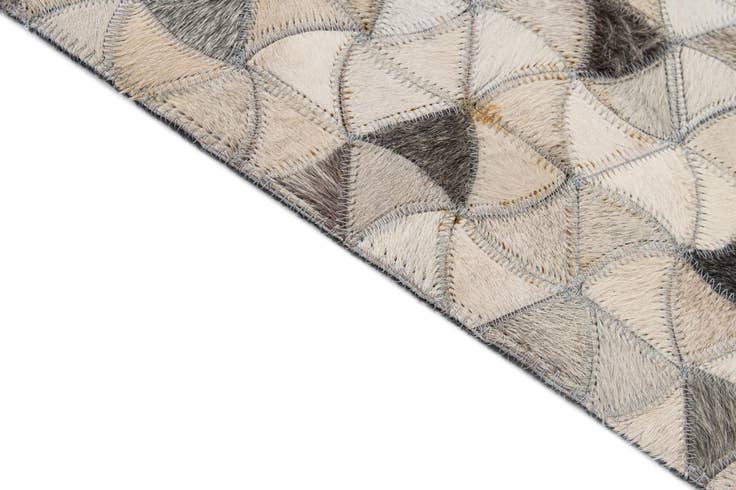 Detail image of 5' x 8' Cowhide - Patchwork Rug