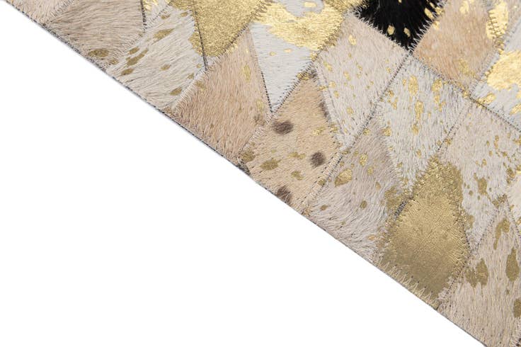 Detail image of 5' 2 x 7' 11 Cowhide - Patchwork Rug