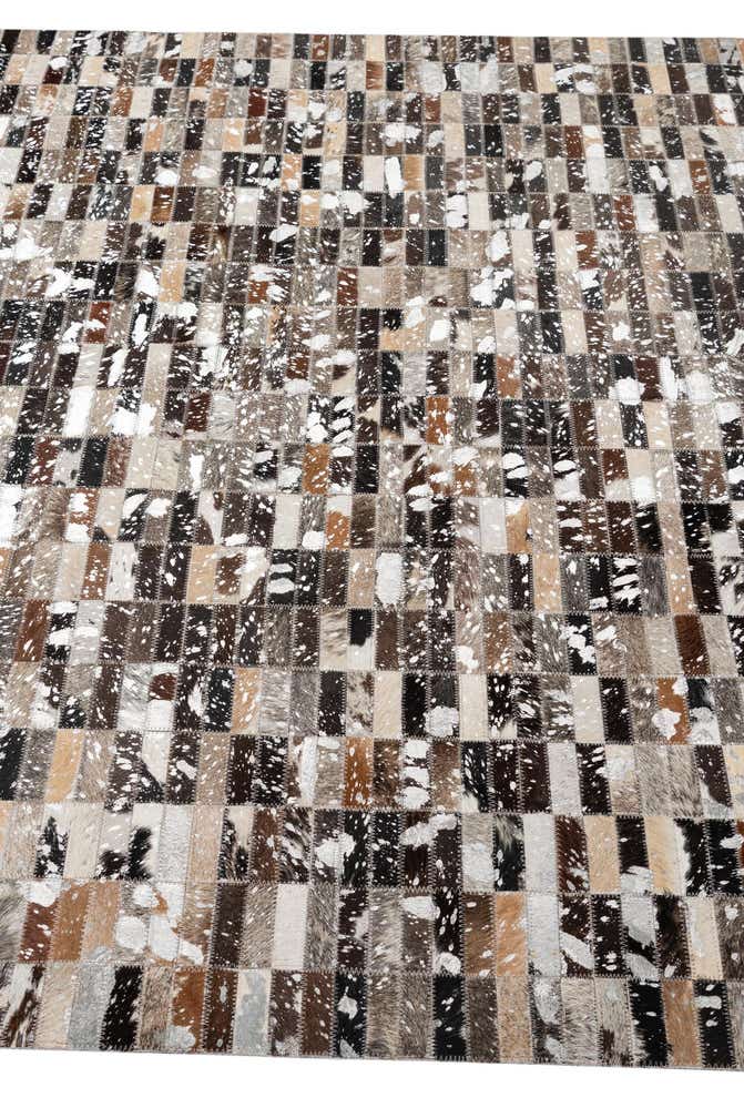 5' 1 x 8' Cowhide - Patchwork Rug