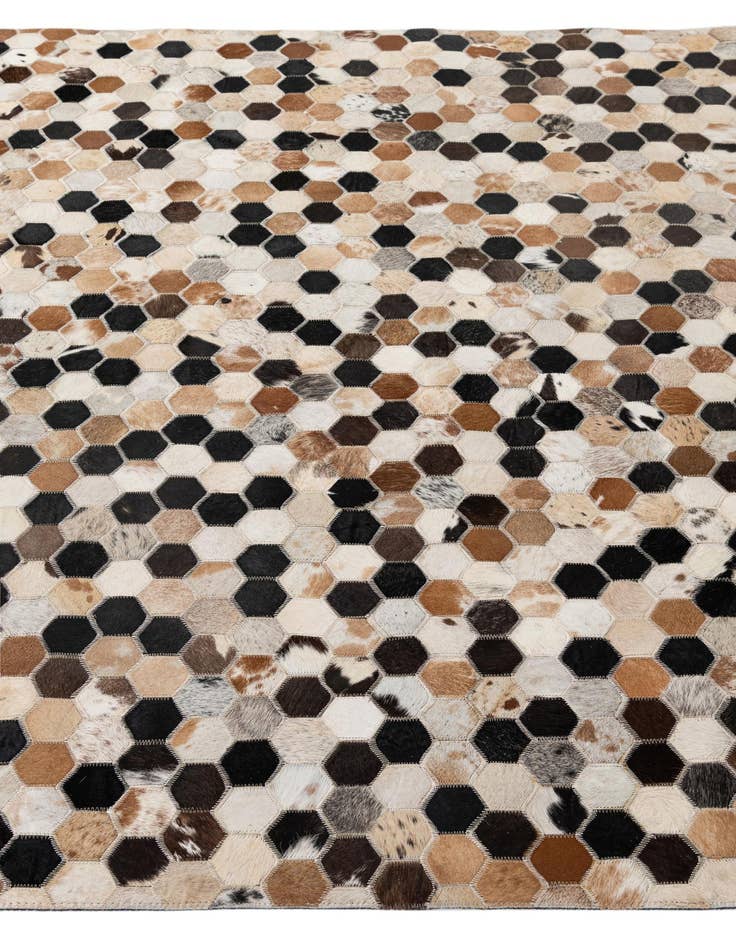 Detail image of 5' 1 x 7' 11 Cowhide - Patchwork Rug