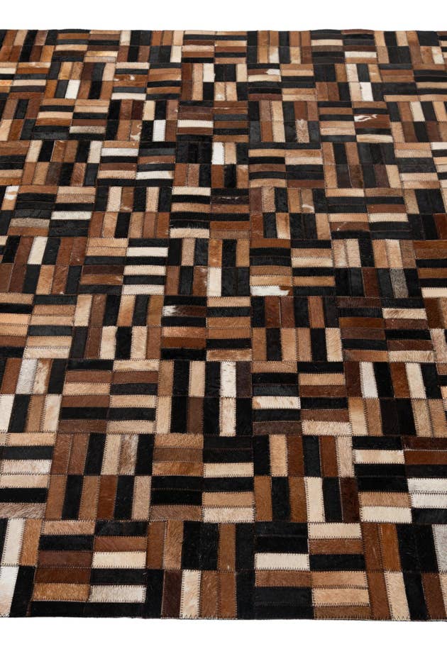 Detail image of 4' 11 x 7' 11 Cowhide - Patchwork Rug