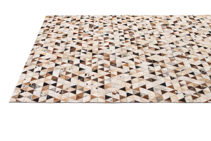 Detail image of 5' 1 x 7' 11 Cowhide - Patchwork Rug