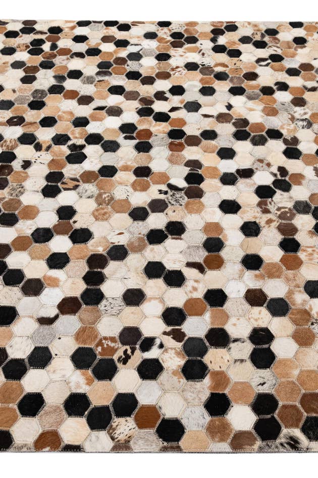 Detail image of 5' x 8' 1 Cowhide - Patchwork Rug