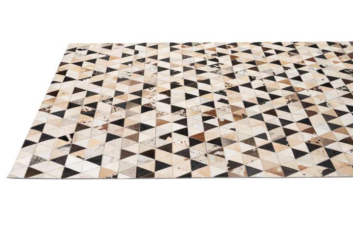 5' 2 x 8' Cowhide - Patchwork Rug