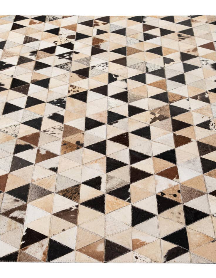 Detail image of 5' 2 x 8' Cowhide - Patchwork Rug