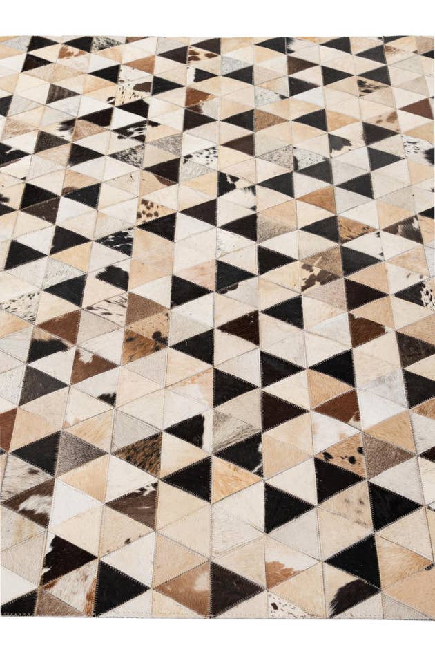 Detail image of 5' 2 x 8' Cowhide - Patchwork Rug