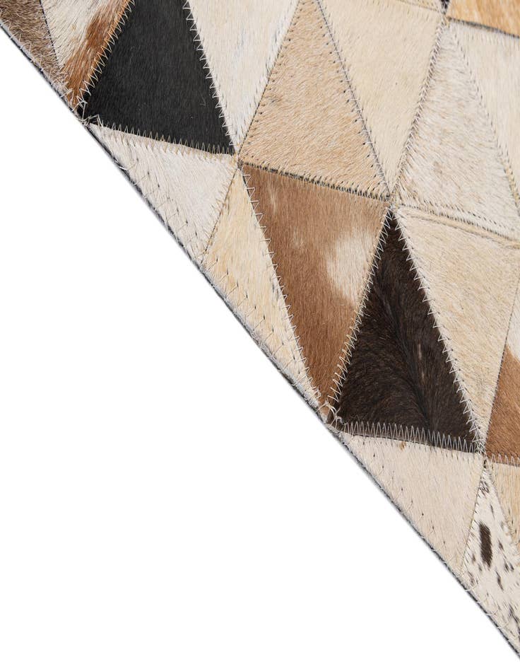 Detail image of 5' 2 x 8' Cowhide - Patchwork Rug