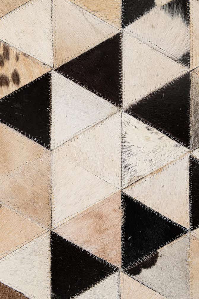 5' 2 x 8' Cowhide - Patchwork Rug