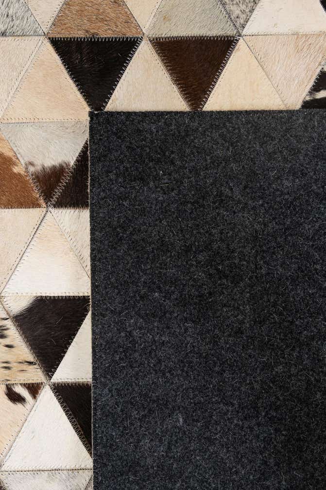 5' 2 x 8' Cowhide - Patchwork Rug