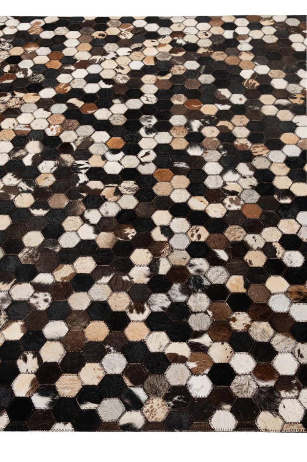 Detail image of 5' 1 x 8' 1 Cowhide - Patchwork Rug