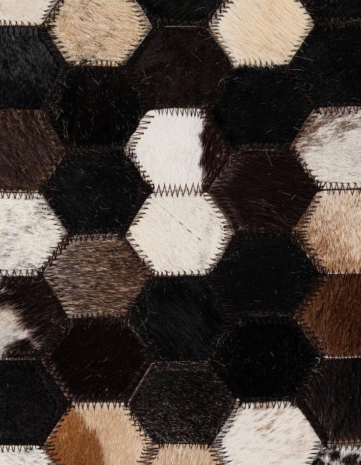 Detail image of 5' 2 x 7' 11 Cowhide - Patchwork Rug