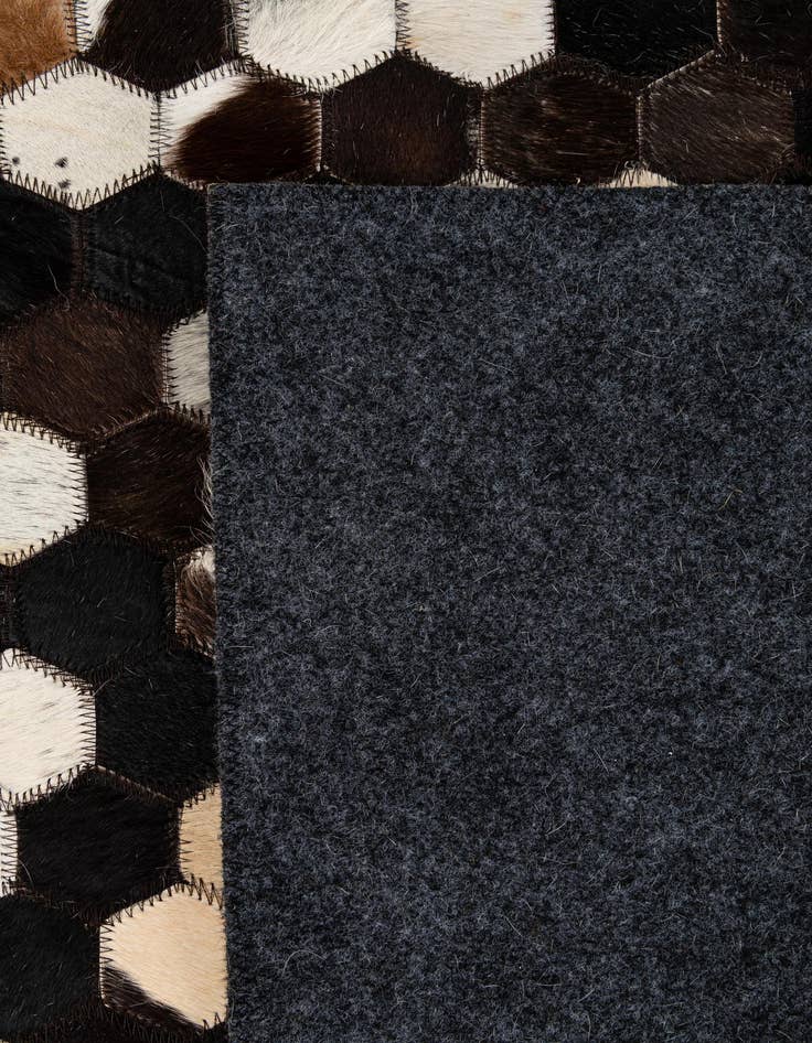Detail image of 5' 2 x 7' 11 Cowhide - Patchwork Rug