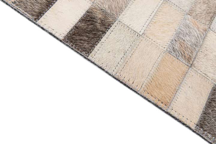 5' 1 x 8' Cowhide - Patchwork Rug